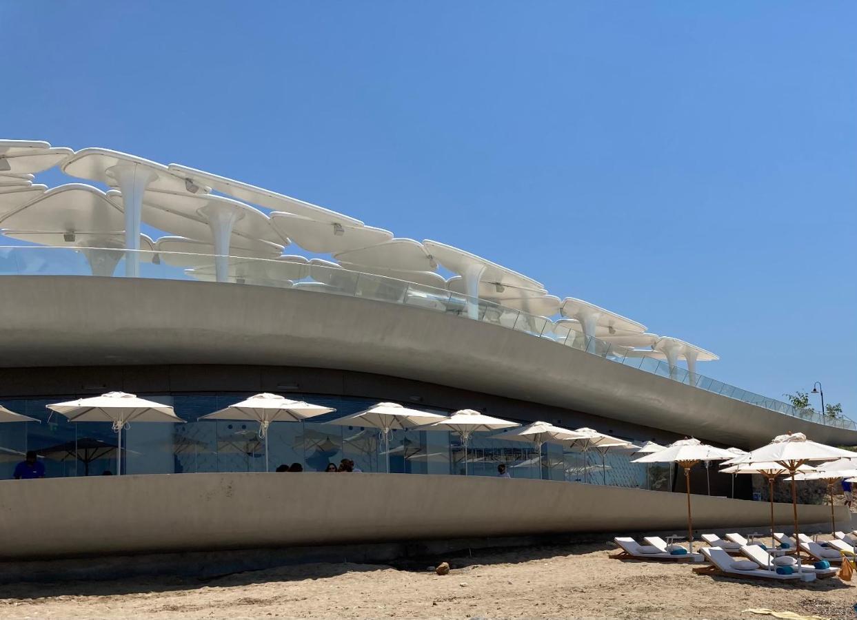 Sun Julz Apartments On The Beach Paphos Esterno foto