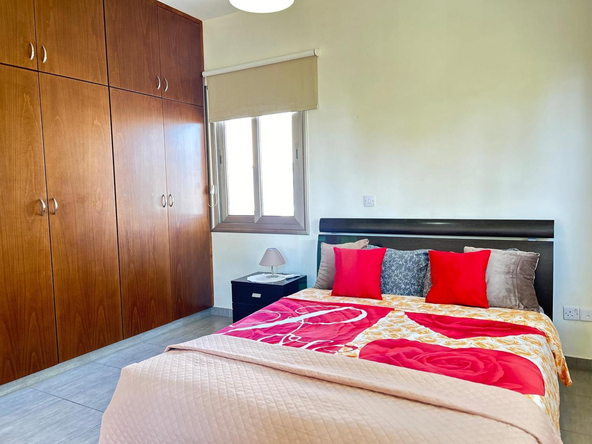 Sun Julz Apartments On The Beach Paphos Esterno foto